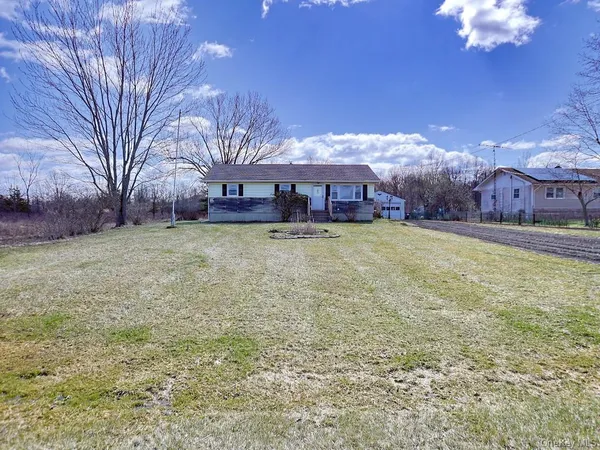 $375,000 | 1871 Albany Post Road, Wallkill, NY 12589