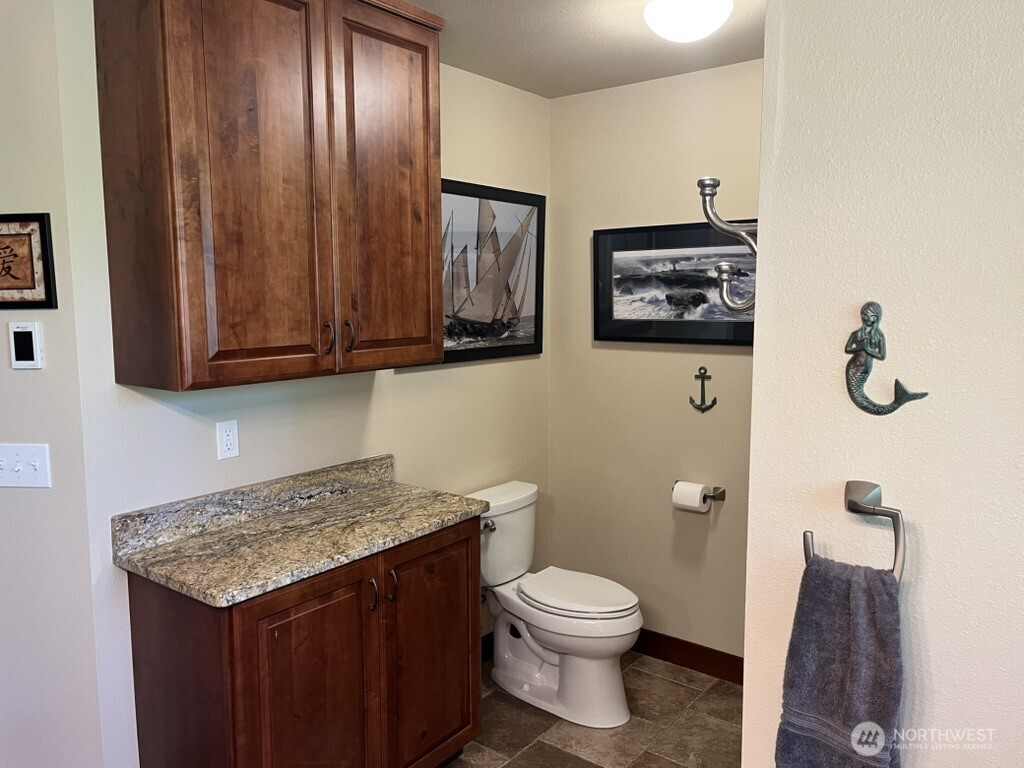 2901 South Bay Road Northeast Olympia, WA 98506 - Photo 38 of 40