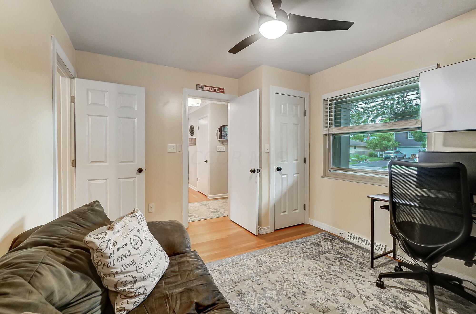 3076 Brandon Road Columbus, OH 43221 - Photo 20 of 62 21_020