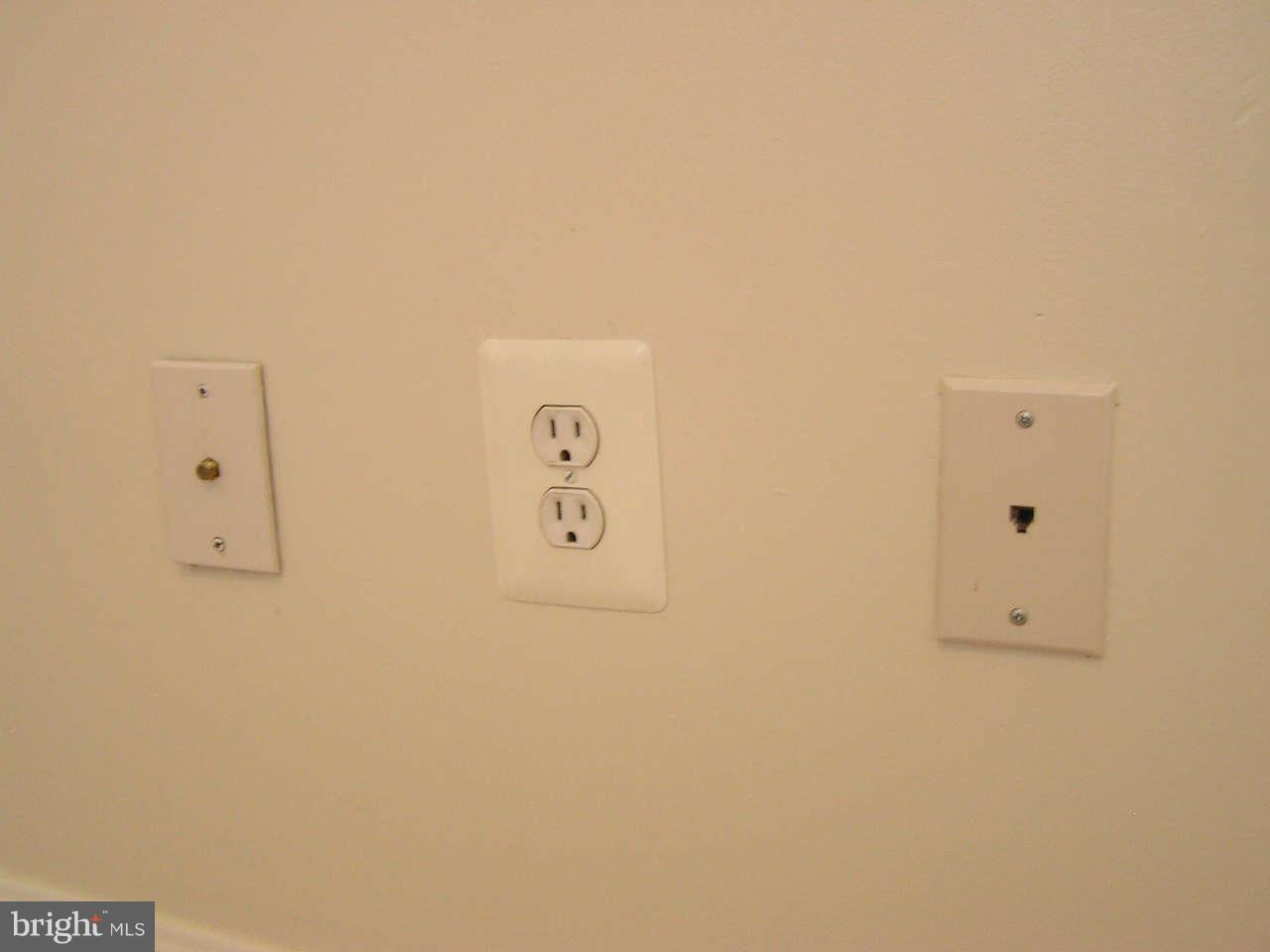 3802 Ridgecroft Road Baltimore, MD 21206 - Photo 20 of 24 Phone & cable TV wires are in the walls