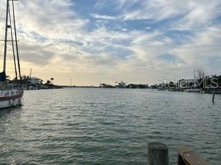 712 Sunset Cove Madeira Beach, FL 33708 - Photo 28 of 93 Gallery Image 28