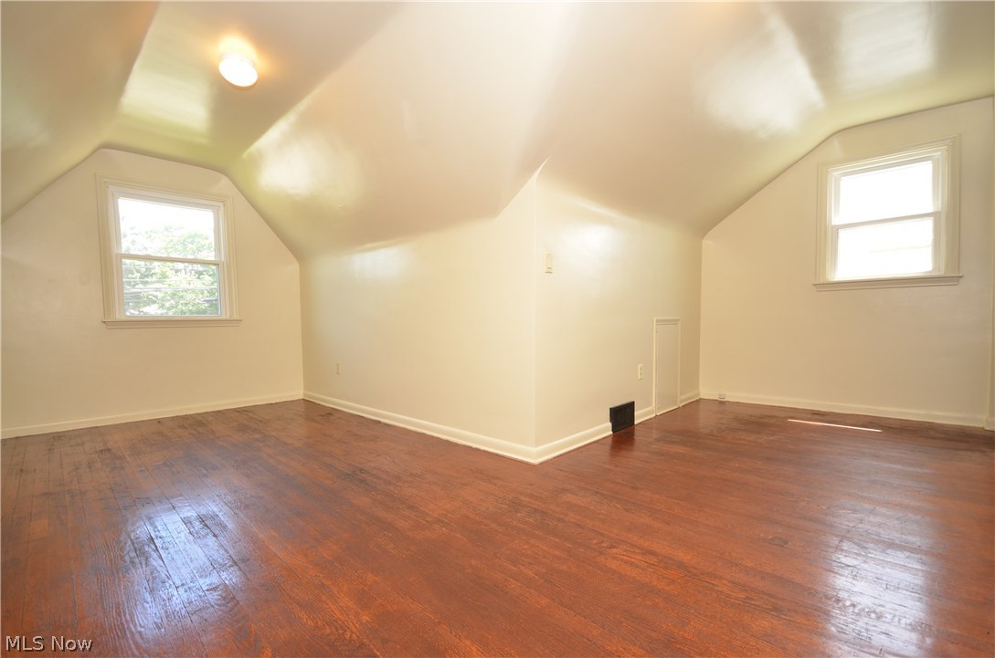 686 Brittain Road Akron, OH 44305 - Photo 19 of 31 Gallery Image 19