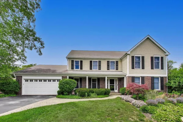 $1,080,000 | 364 Stafford Court, Lincolnshire, IL 60045