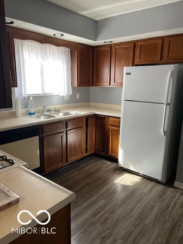 $1,275 | 88 Keran Manor Court, Unit C, Greenwood, IN 46142