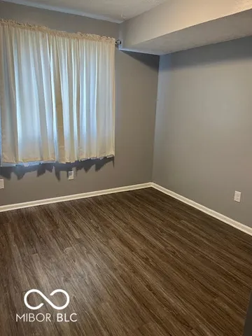 $1,275 | 88 Keran Manor Court, Unit C, Greenwood, IN 46142