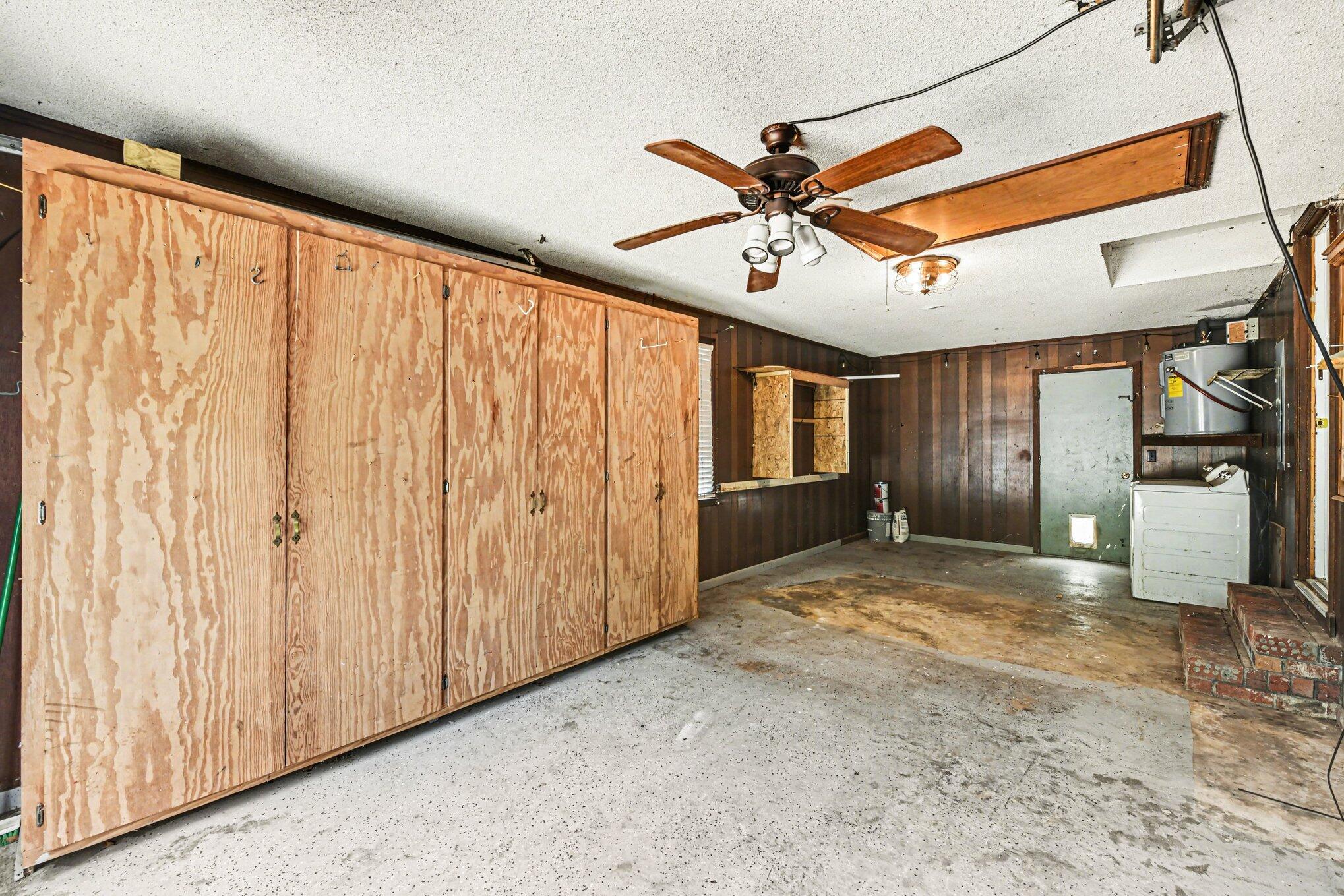 100 Kent Circle Ladson, SC 29456 - Photo 19 of 26 garage storage