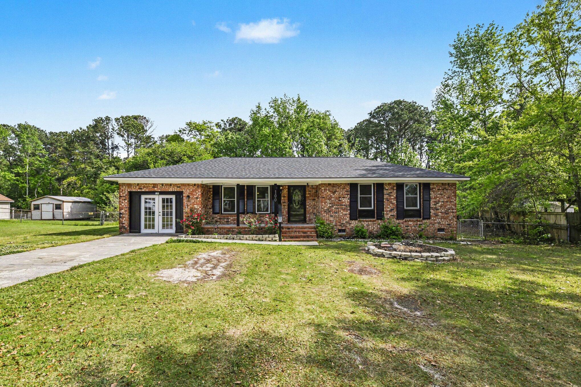 100 Kent Circle Ladson, SC 29456 - Photo 2 of 26 daylight pic