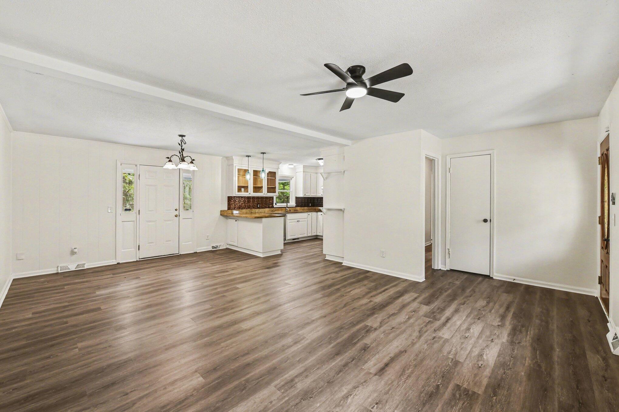 100 Kent Circle Ladson, SC 29456 - Photo 3 of 26 living room view