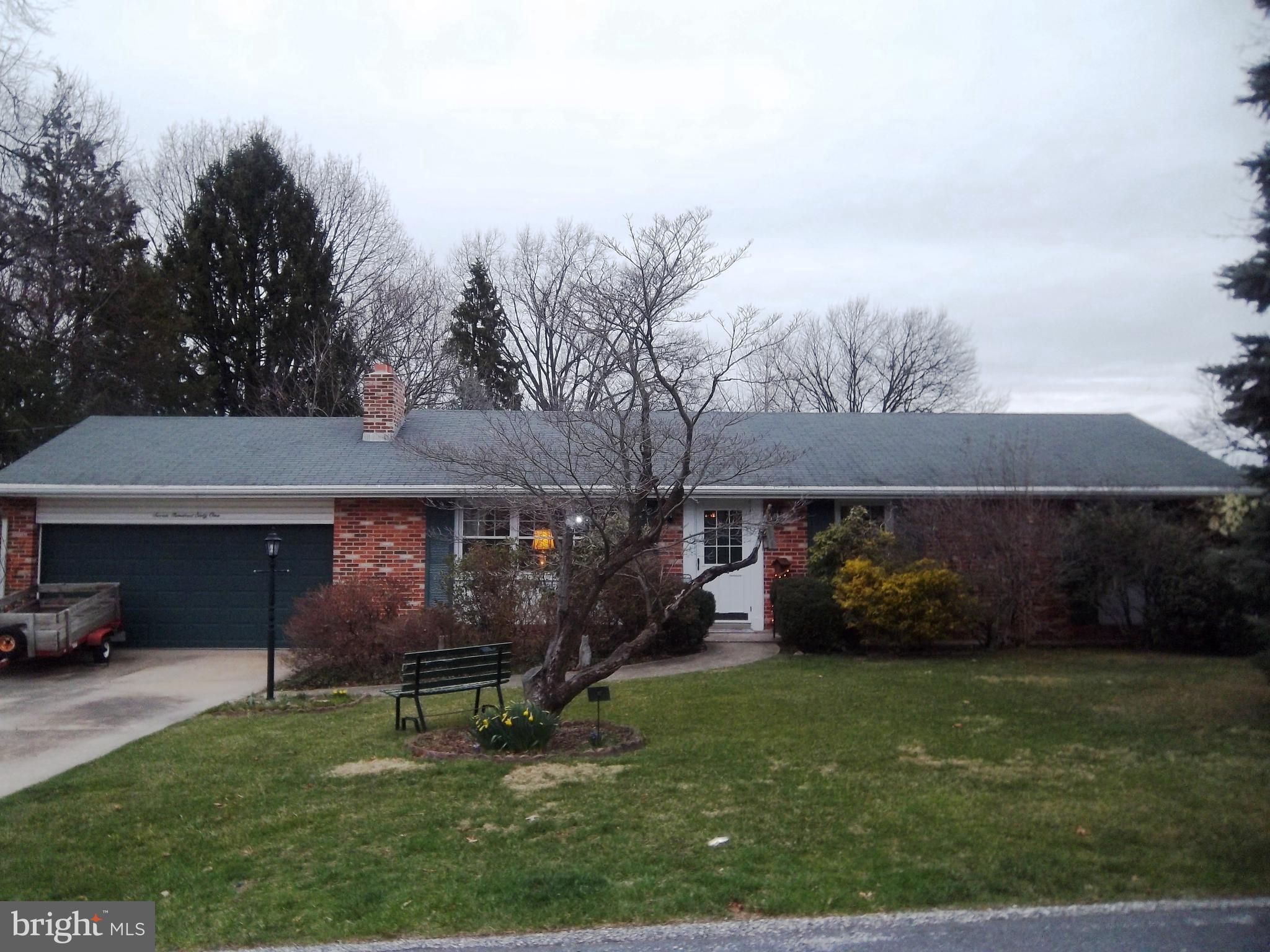 761 Hillcrest Road York, PA 17403 - Photo 1 of 25 Gallery Image 1