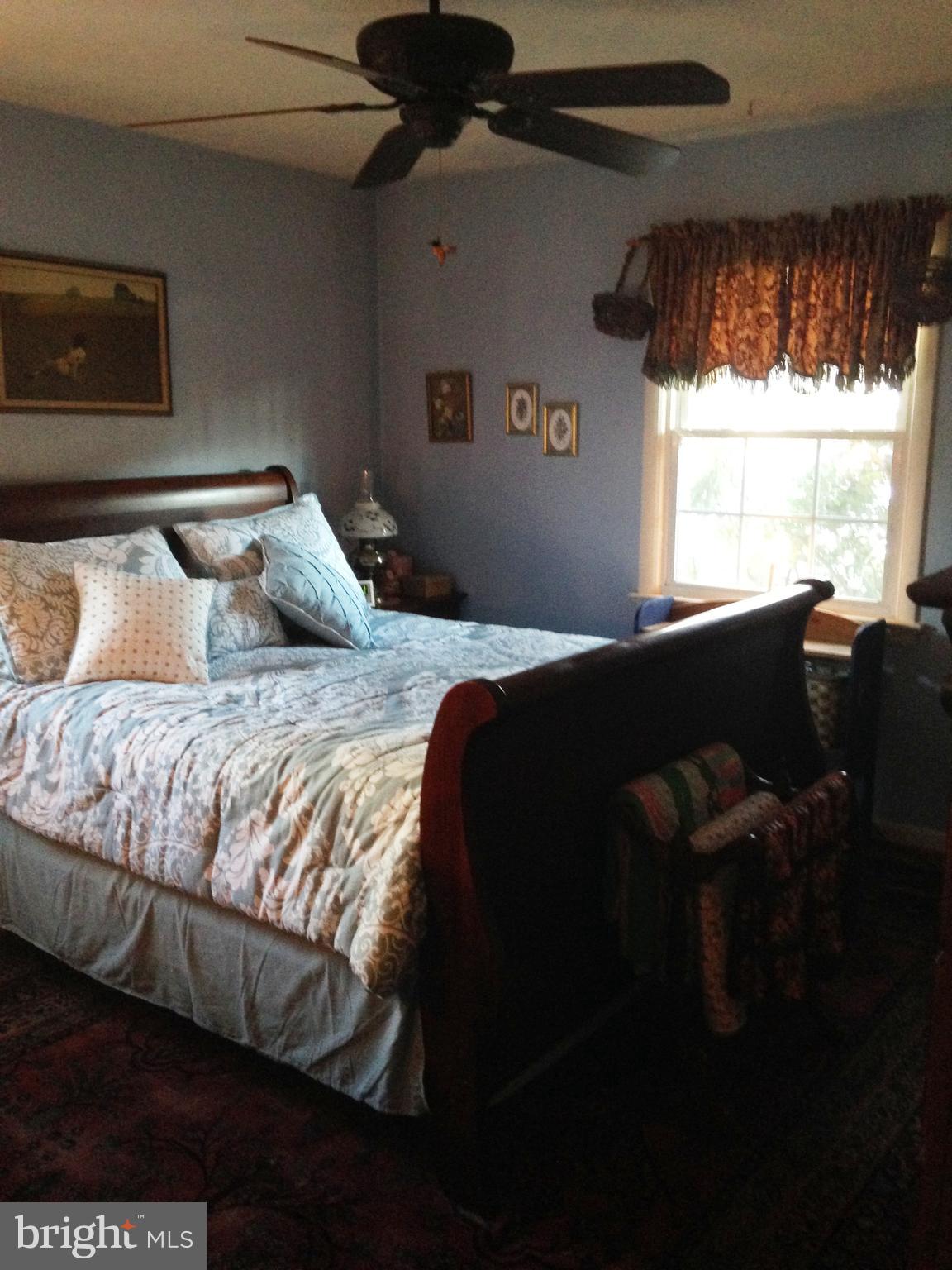 761 Hillcrest Road York, PA 17403 - Photo 11 of 25 Gallery Image 11