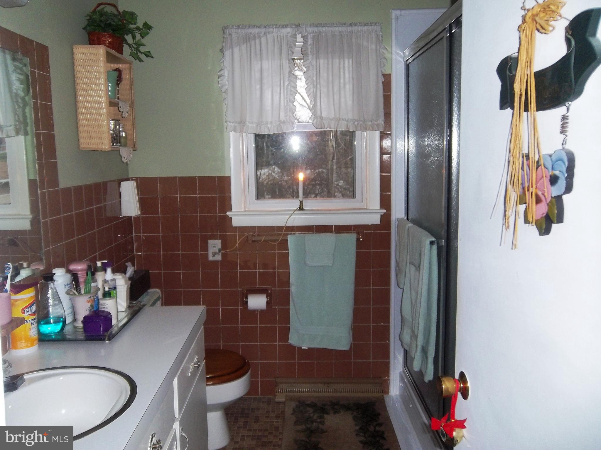761 Hillcrest Road York, PA 17403 - Photo 14 of 25 Gallery Image 14