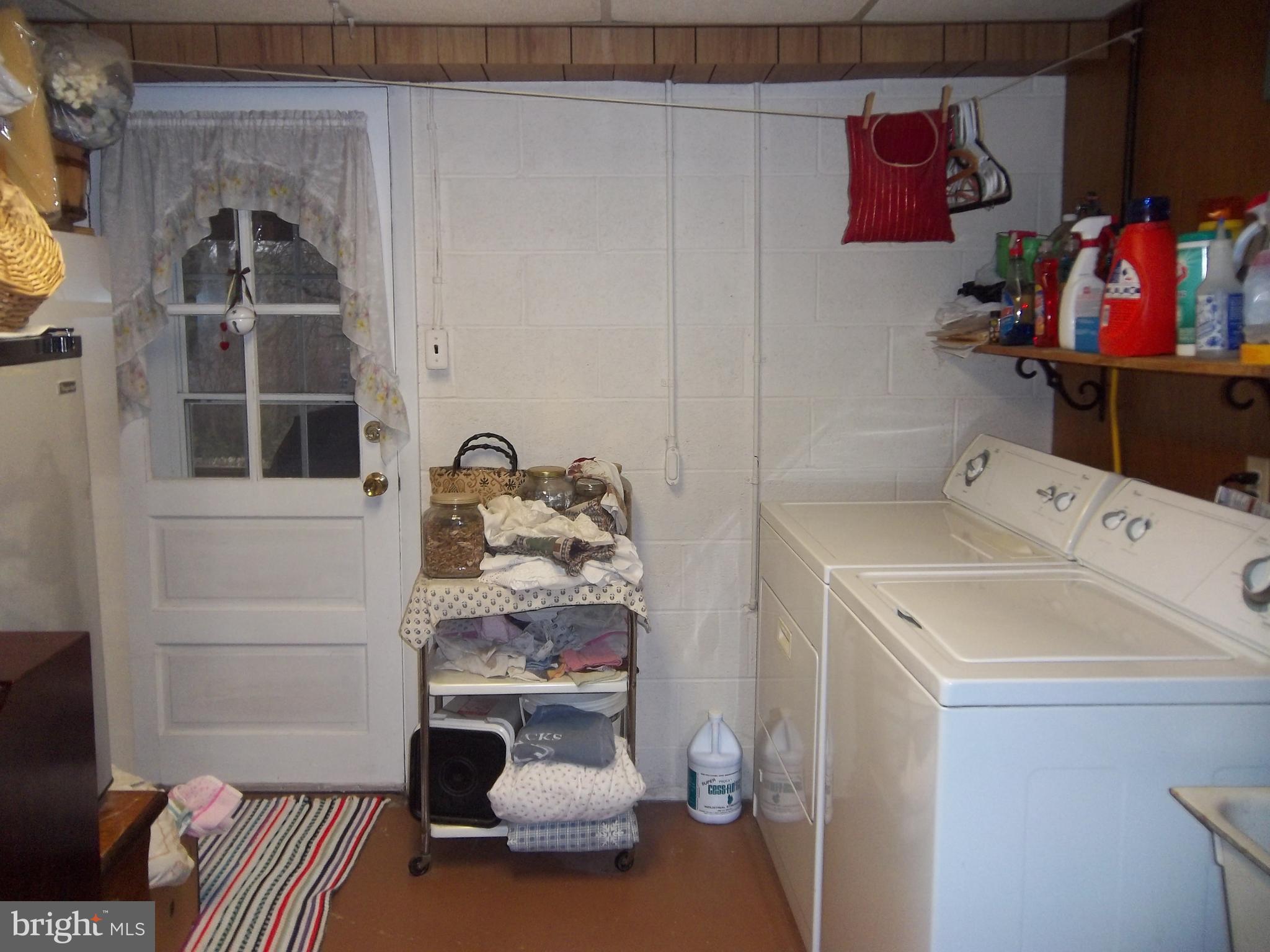 761 Hillcrest Road York, PA 17403 - Photo 18 of 25 Gallery Image 18