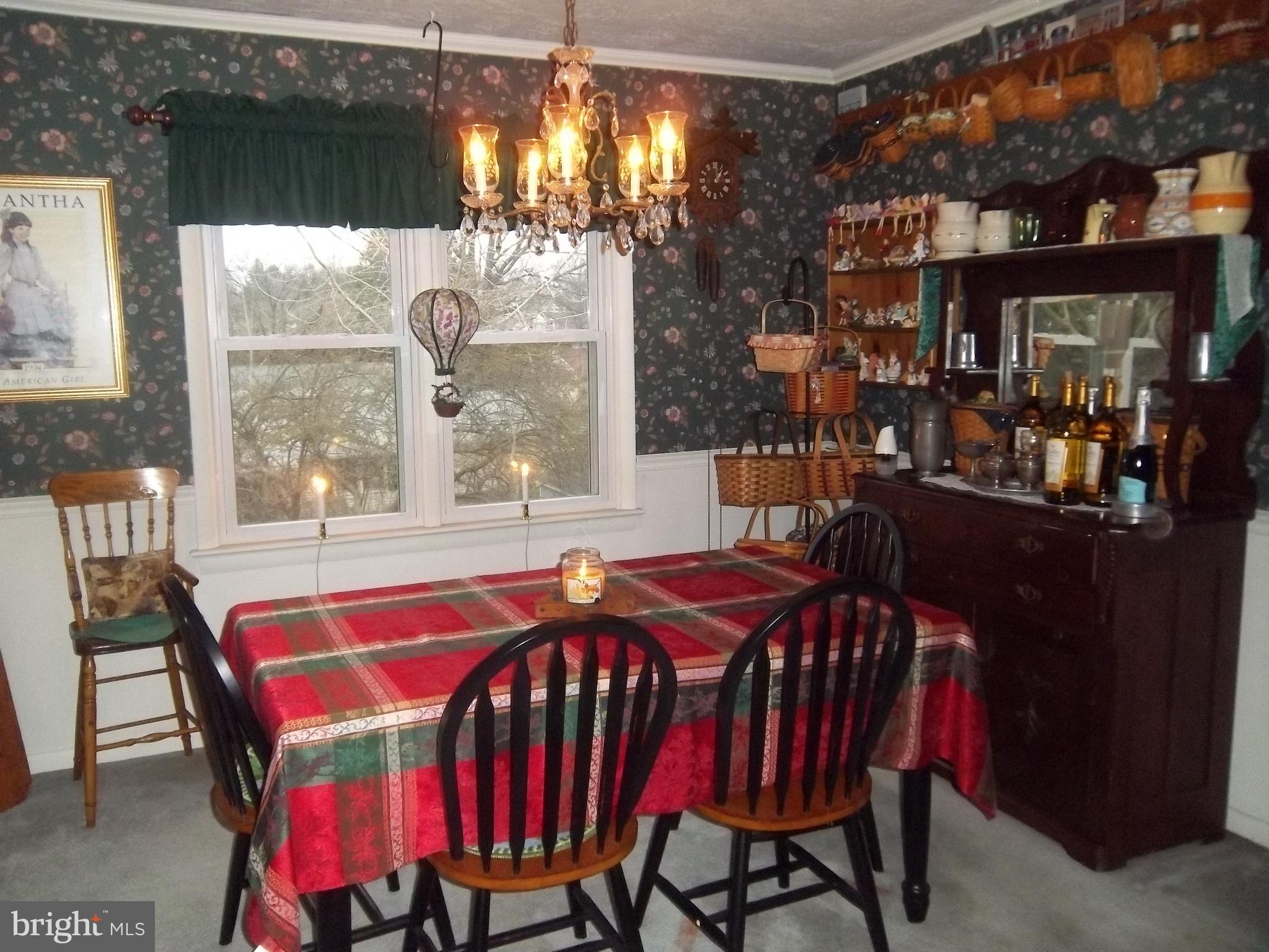 761 Hillcrest Road York, PA 17403 - Photo 4 of 25 Gallery Image 4