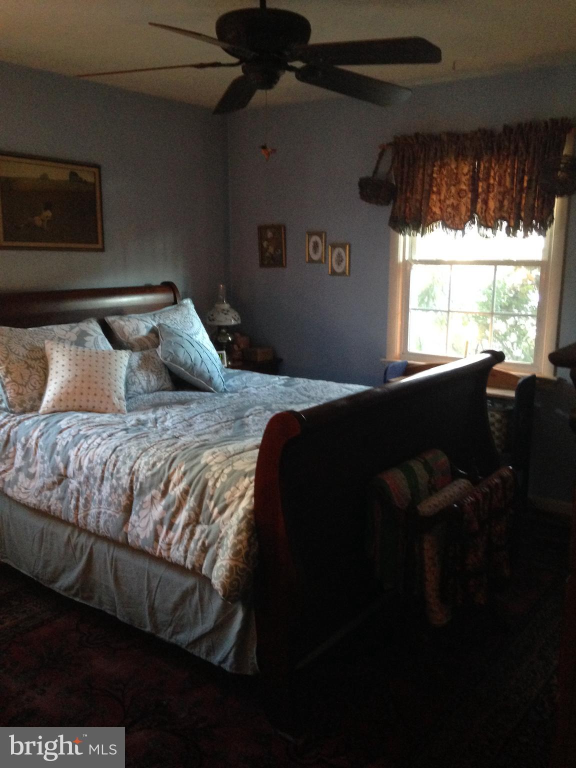 761 Hillcrest Road York, PA 17403 - Photo 10 of 25 Gallery Image 10