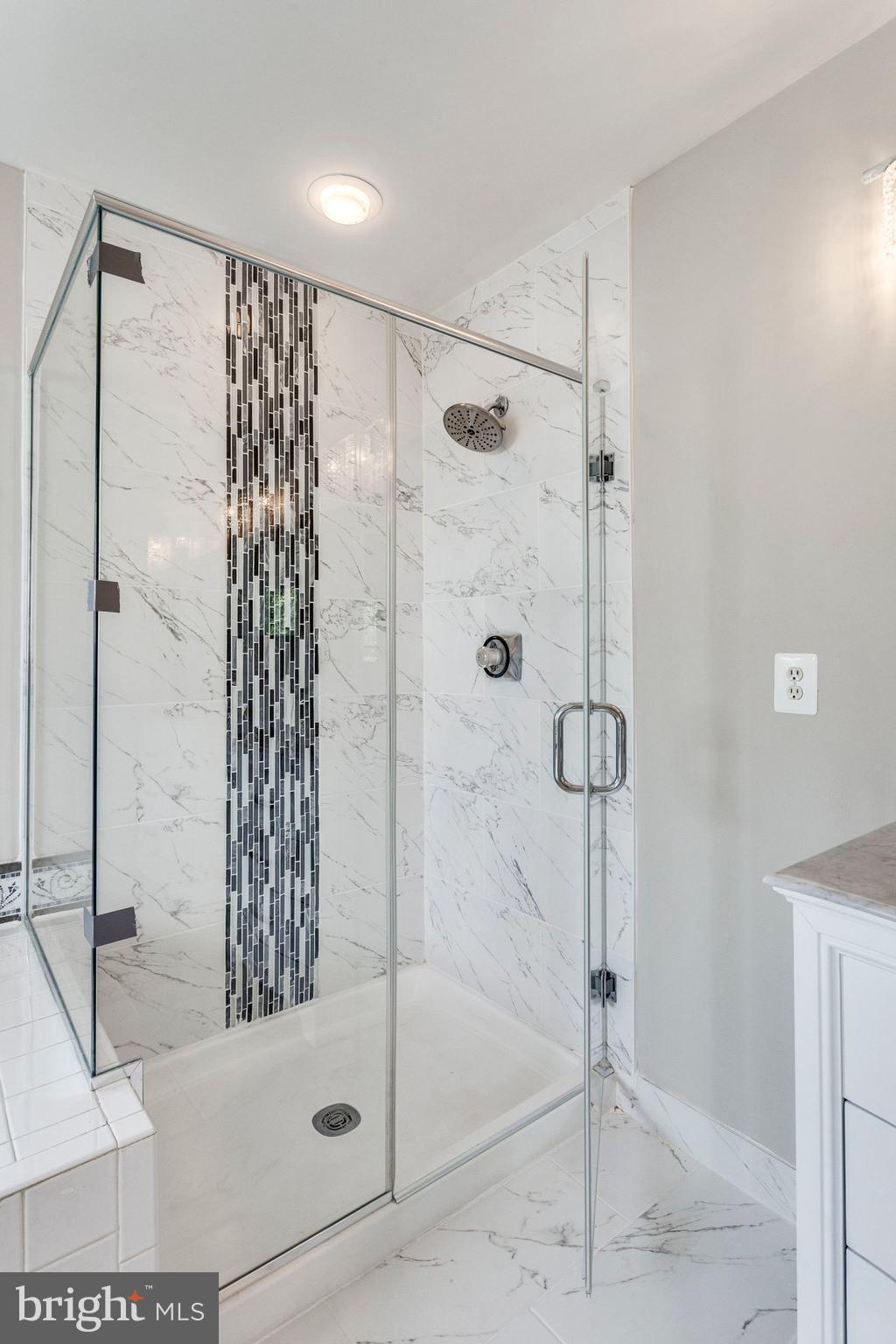 6153 Cobbs Road Alexandria, VA 22310 - Photo 6 of 29 Bath (Master)