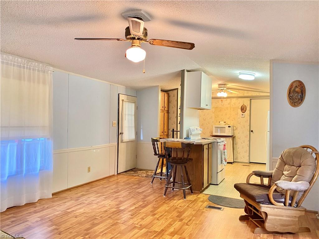 3067 Bingham Loflin Road Asheboro, NC 27205 - Photo 3 of 26