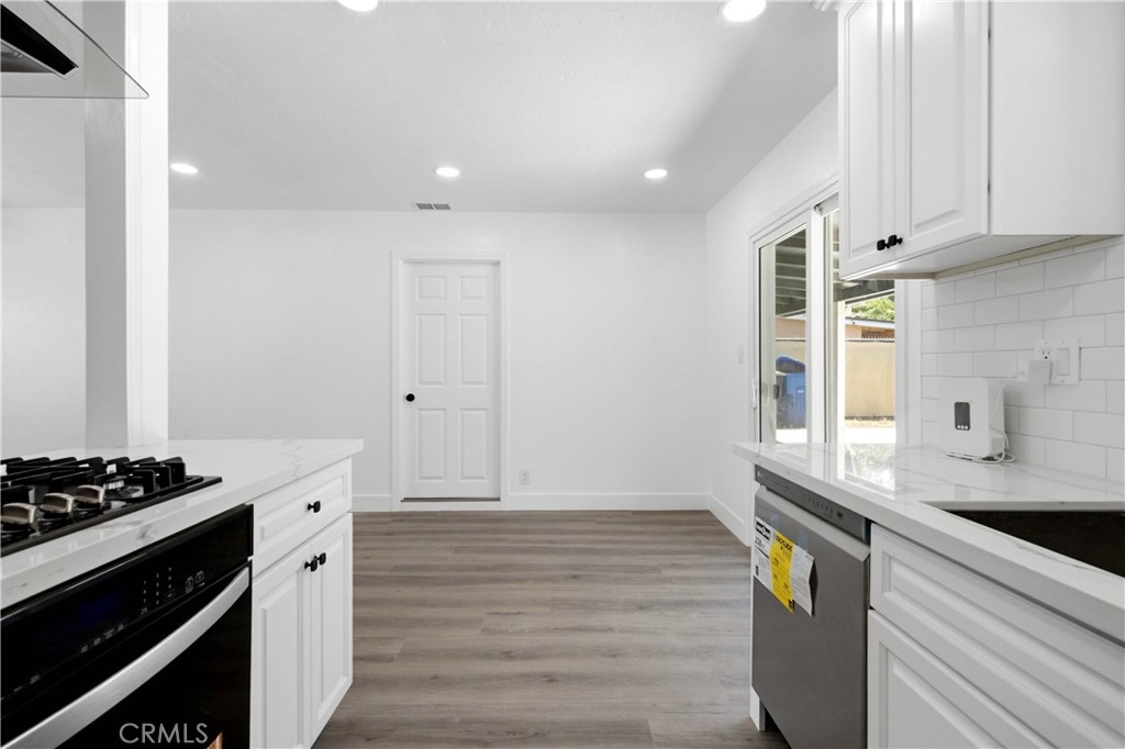 8774 Jo Jo Way Riverside, CA 92503 - Photo 18 of 57