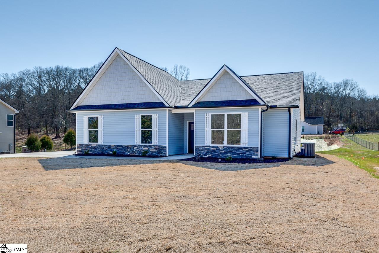 145 Stephens Road Pickens, SC 29671 - Photo 3 of 36