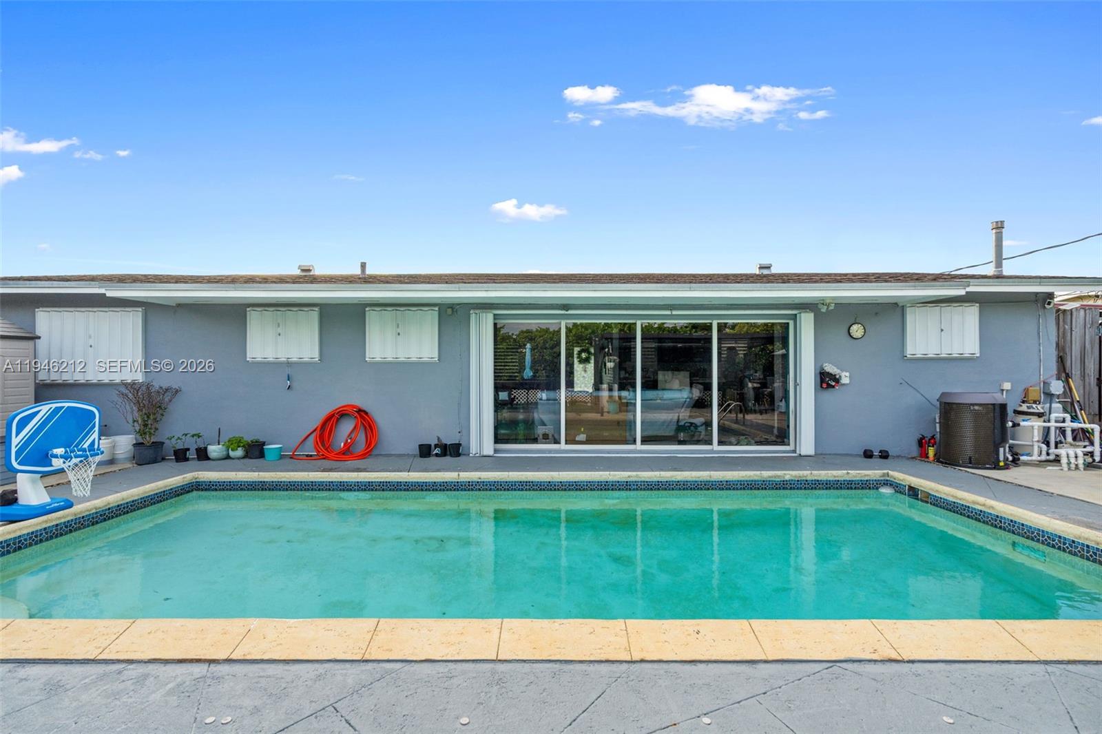 4335 Southwest 98th Court Miami, FL 33165 - Photo 35 of 38 a view of a house with backyard