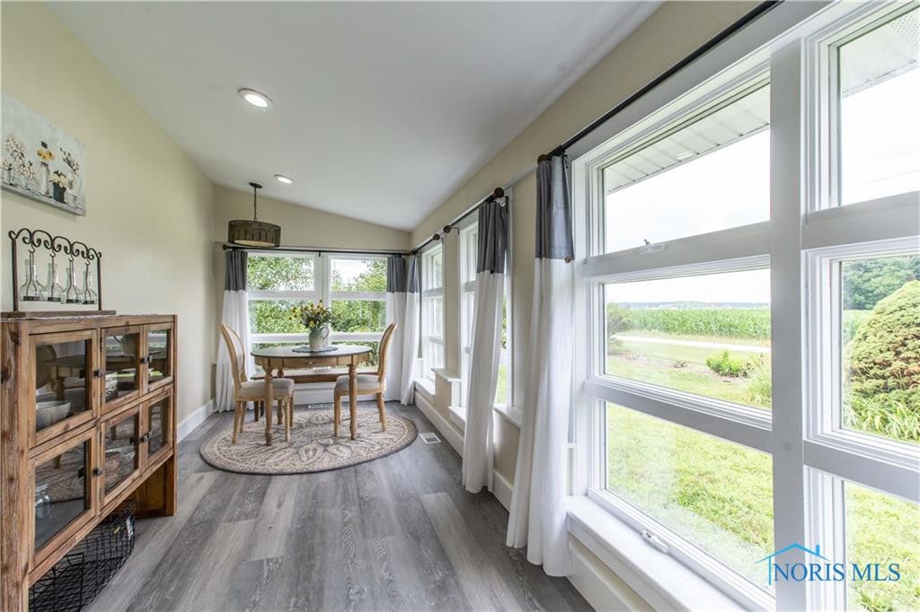 13647 Perry Road Grand Rapids, OH 43522 - Photo 16 of 50 Gallery Image 16