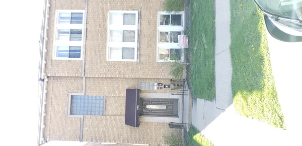 $1,300 | 1906 Grove Avenue, Unit GARDEN, Berwyn, IL 60402