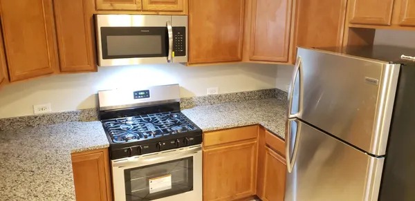 $1,300 | 1906 Grove Avenue, Unit GARDEN, Berwyn, IL 60402