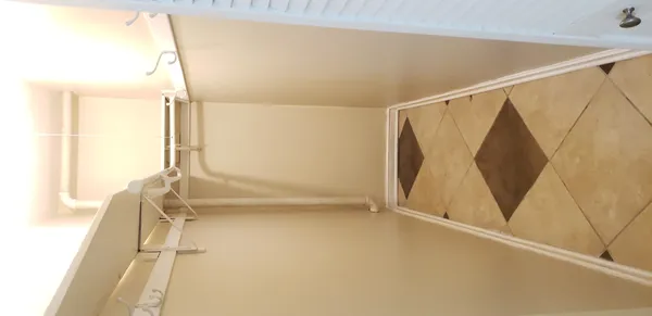 $1,300 | 1906 Grove Avenue, Unit GARDEN, Berwyn, IL 60402