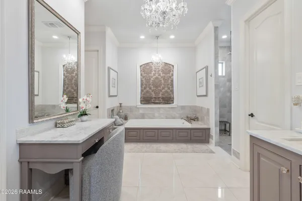 $1,550,000 | 108 Red Robin Trail, Lafayette, LA 70508