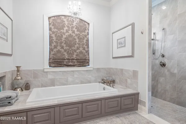 $1,550,000 | 108 Red Robin Trail, Lafayette, LA 70508