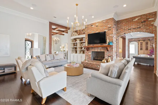 $1,550,000 | 108 Red Robin Trail, Lafayette, LA 70508