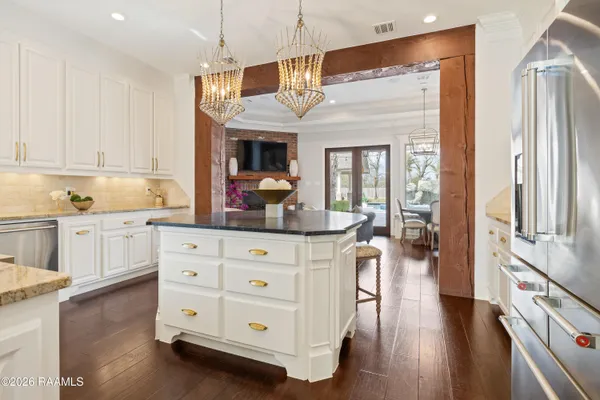 $1,550,000 | 108 Red Robin Trail, Lafayette, LA 70508