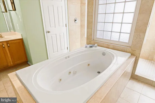 a view of a walk in closet