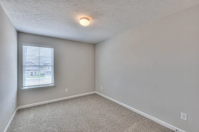 $292,900 | 23 Hardwood Road, Normandy, TN 37360