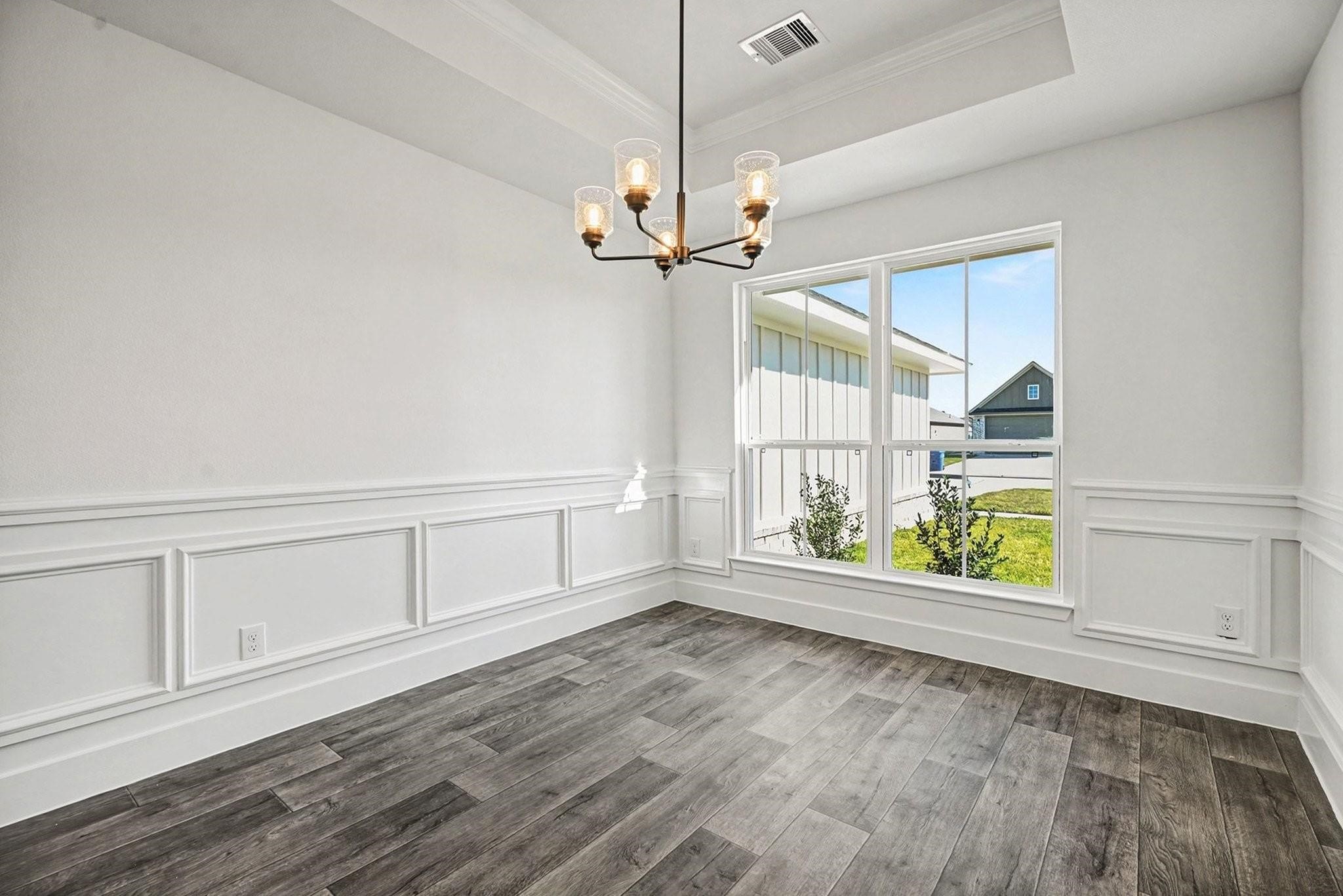 720 Greystone Lane Angleton, TX 77515 - Photo 12 of 23