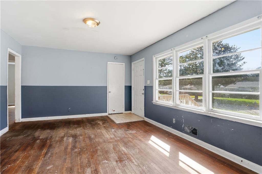 256 Silver Springs Circle Southwest Atlanta, GA 30310 - Photo 11 of 27