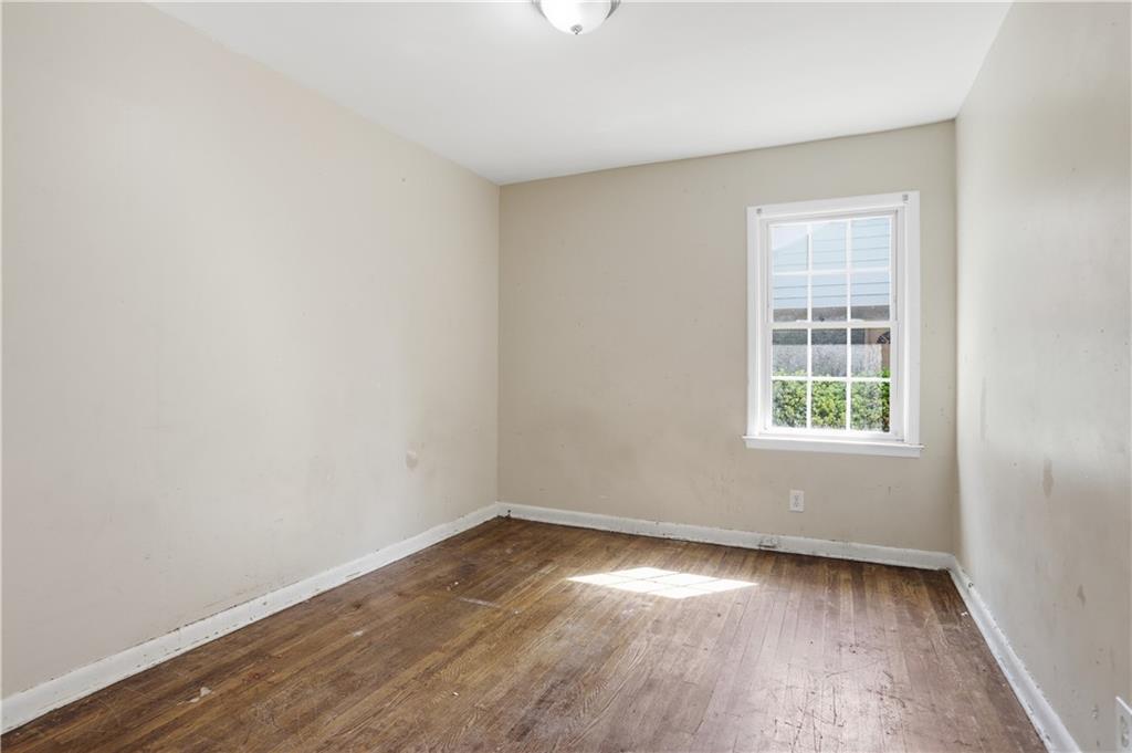 256 Silver Springs Circle Southwest Atlanta, GA 30310 - Photo 18 of 27