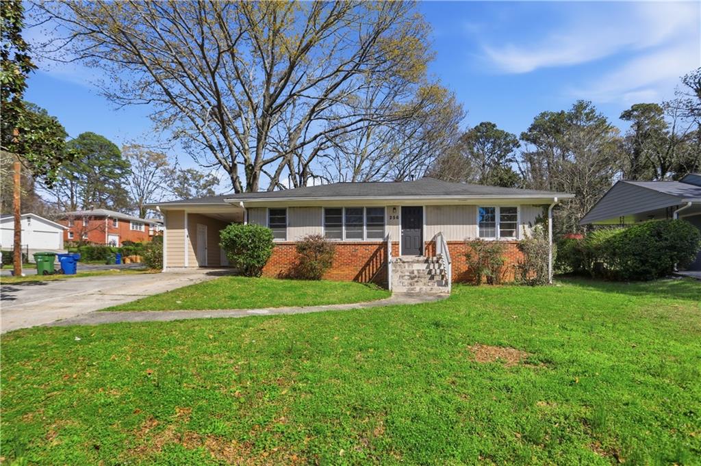 256 Silver Springs Circle Southwest Atlanta, GA 30310 - Photo 2 of 27