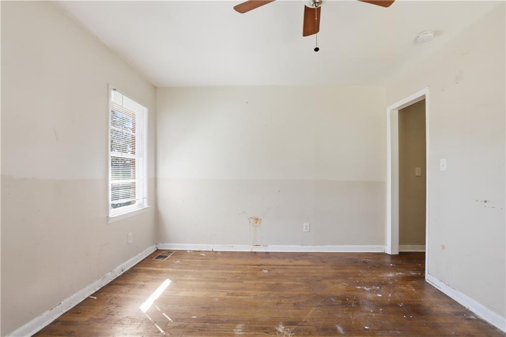 256 Silver Springs Circle Southwest Atlanta, GA 30310 - Photo 24 of 27