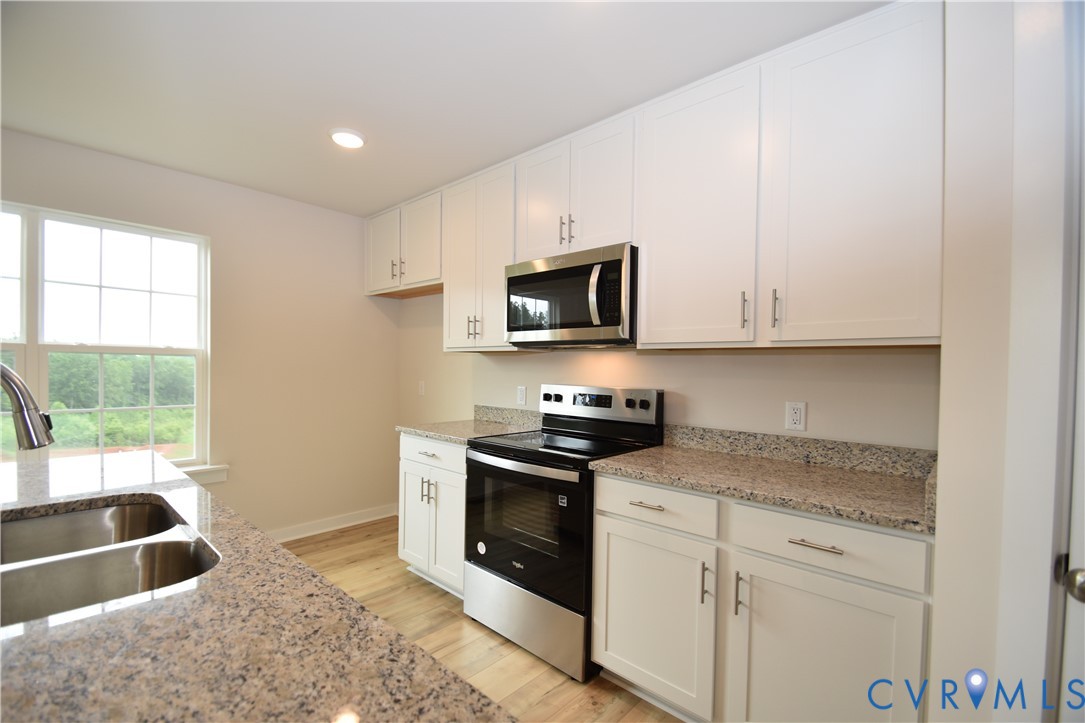 219 Riva Way Palmyra, VA 22963 - Photo 8 of 17