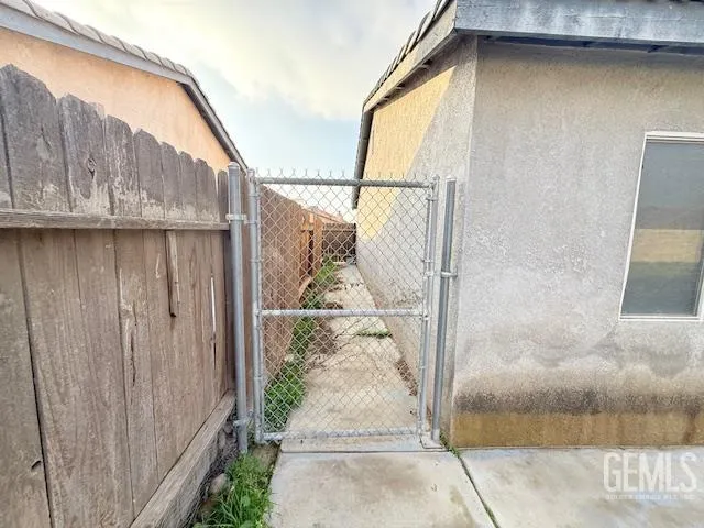 $360,000 | Undisclosed Address, Bakersfield, CA 93307