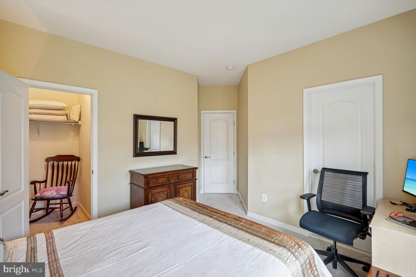 9323 Castle Hill Road Springfield, VA 22153 - Photo 36 of 66 Bedroom 4