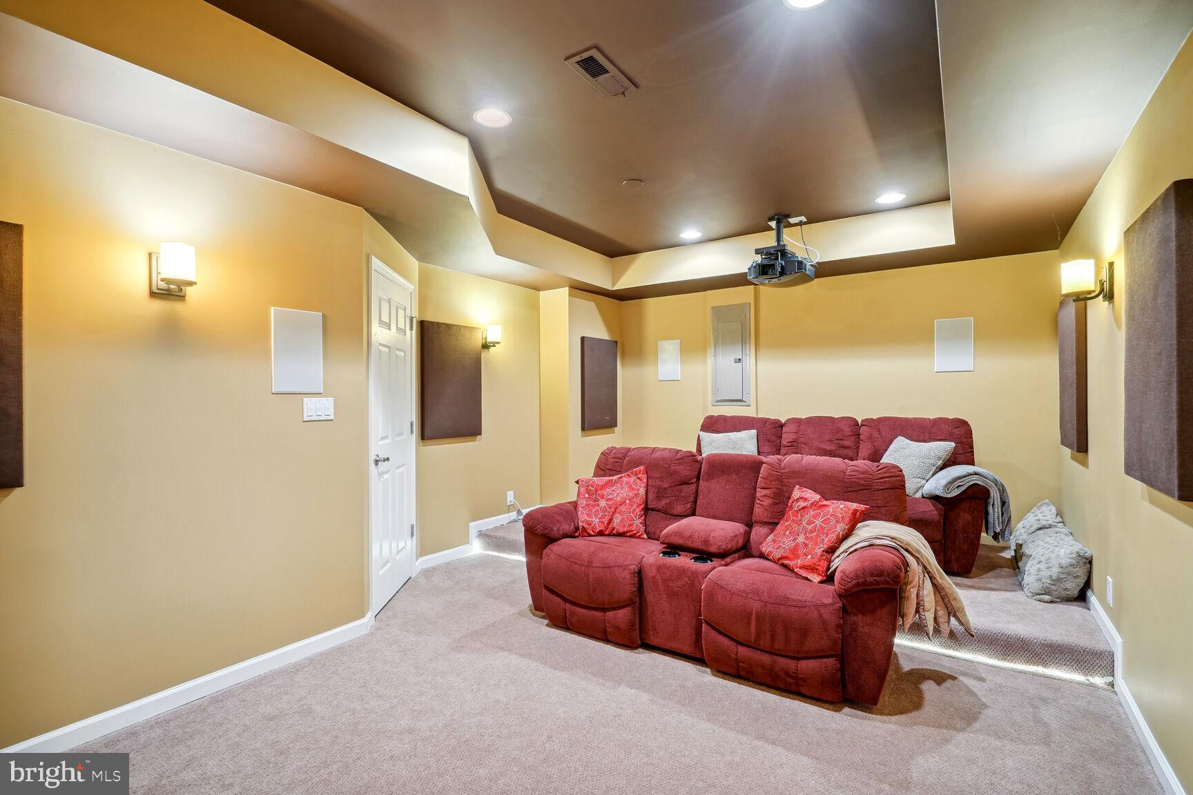 9323 Castle Hill Road Springfield, VA 22153 - Photo 38 of 66 Media Equip Conveys