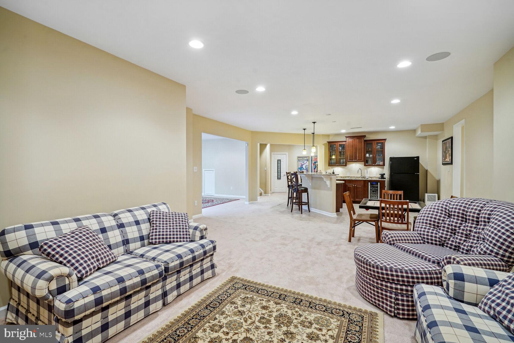 9323 Castle Hill Road Springfield, VA 22153 - Photo 42 of 66 Recessed Lights