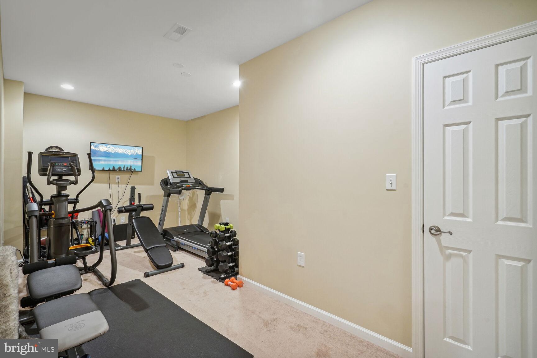 9323 Castle Hill Road Springfield, VA 22153 - Photo 43 of 66 Fitness/Hobby Rm