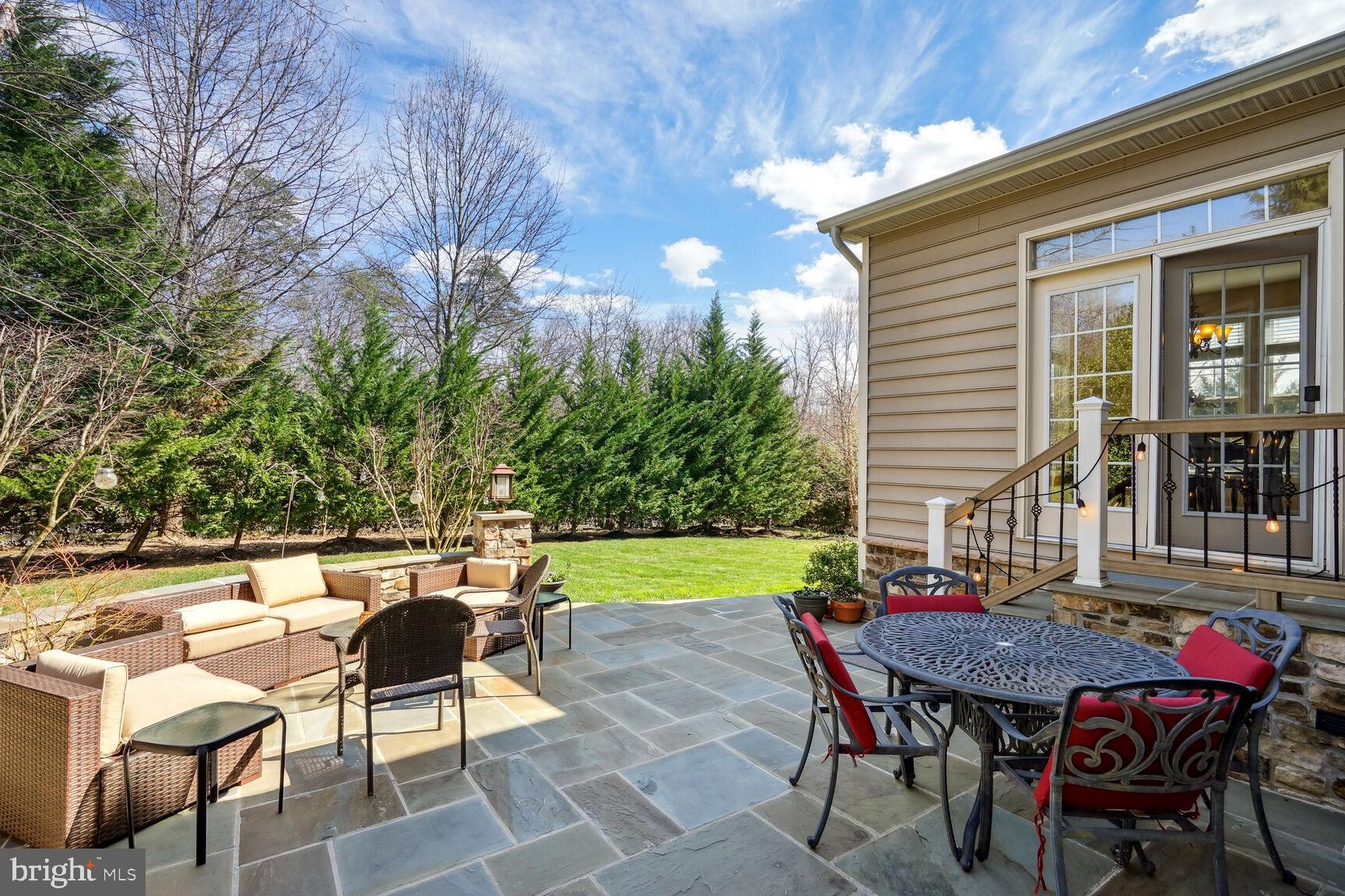 9323 Castle Hill Road Springfield, VA 22153 - Photo 48 of 66 Nicely maintained Yard