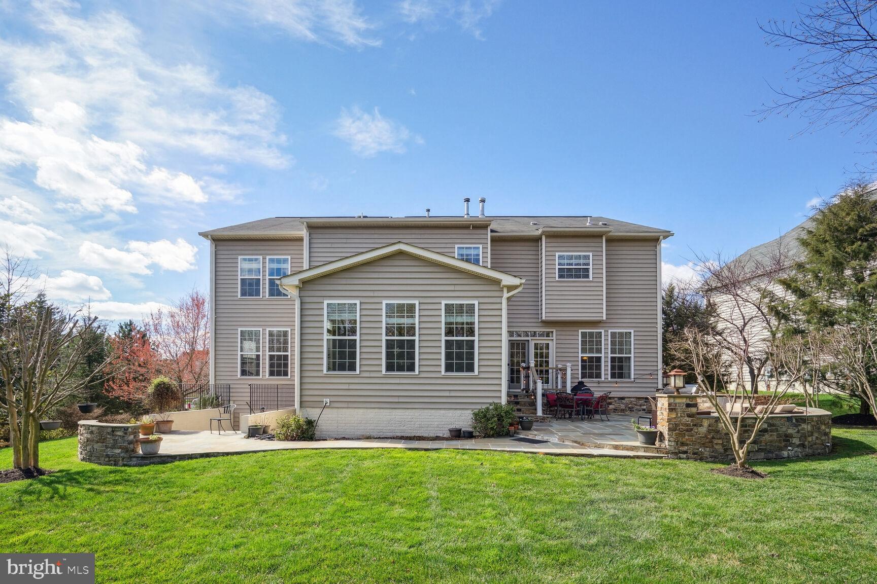 9323 Castle Hill Road Springfield, VA 22153 - Photo 49 of 66 Backview