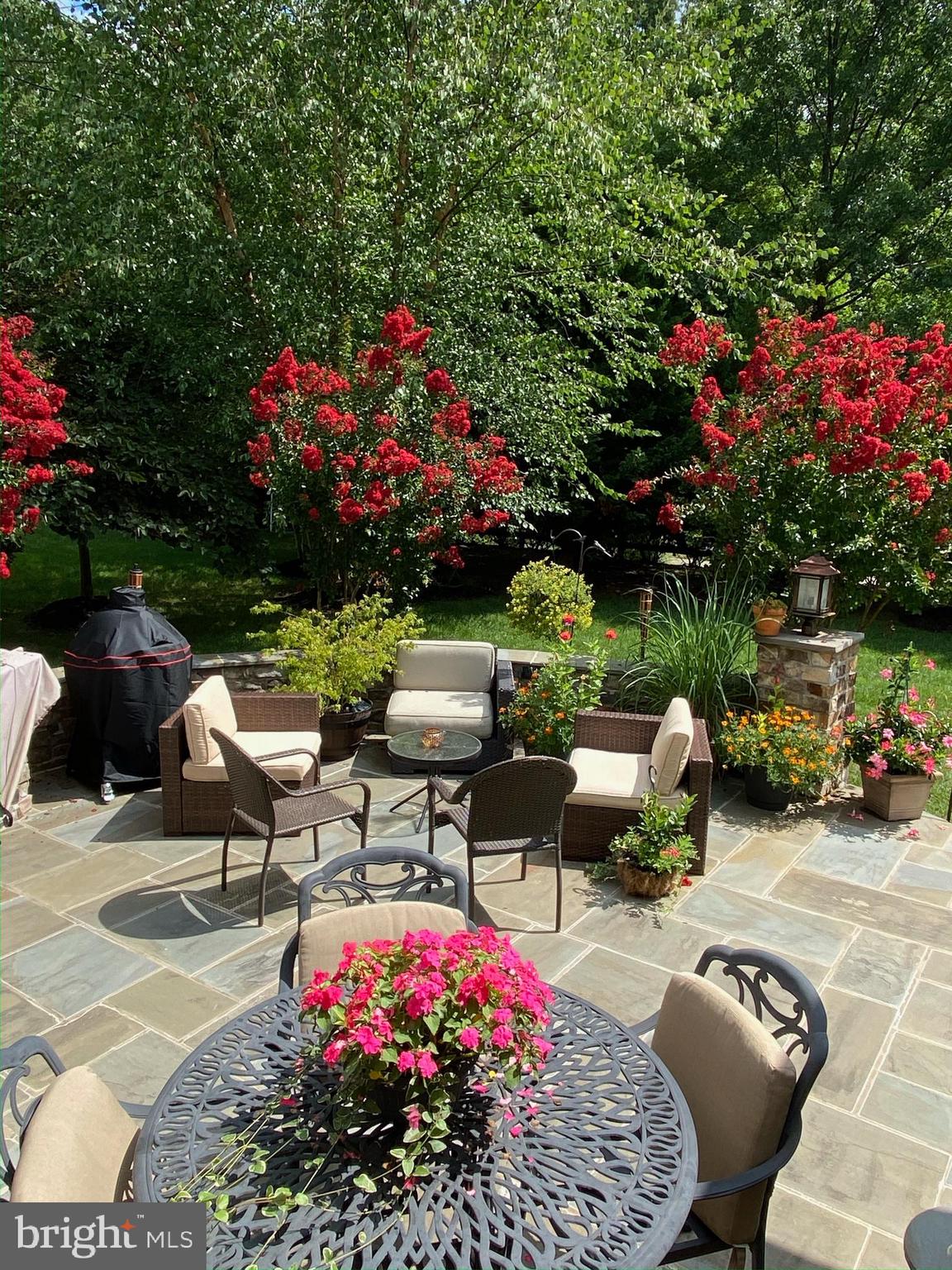 9323 Castle Hill Road Springfield, VA 22153 - Photo 56 of 66 Seasonal Views