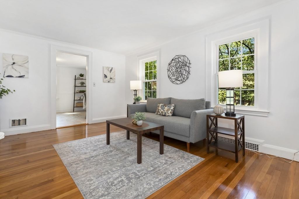 15 Fairmount Road Reading, MA 01867 - Photo 18 of 28 Gallery Image 18