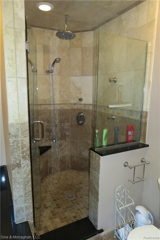 243 McMillan Road Grosse Pointe Farms, MI 48236 - Photo 20 of 27