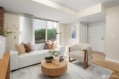 $365,000 | 124 Bellevue Avenue East, Unit 206, Seattle, WA 98102